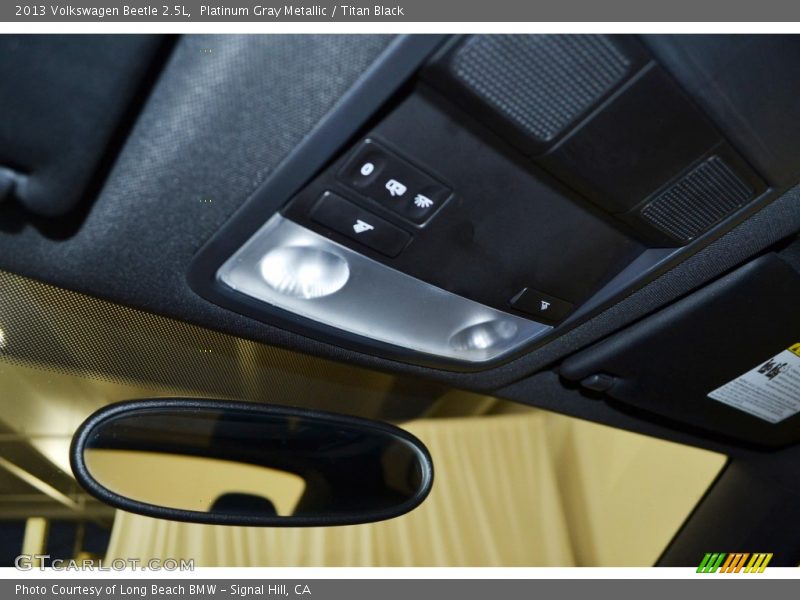 Platinum Gray Metallic / Titan Black 2013 Volkswagen Beetle 2.5L