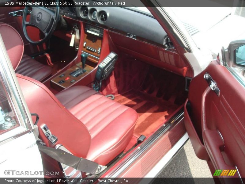 Arctic White / Red 1989 Mercedes-Benz SL Class 560 SL Roadster