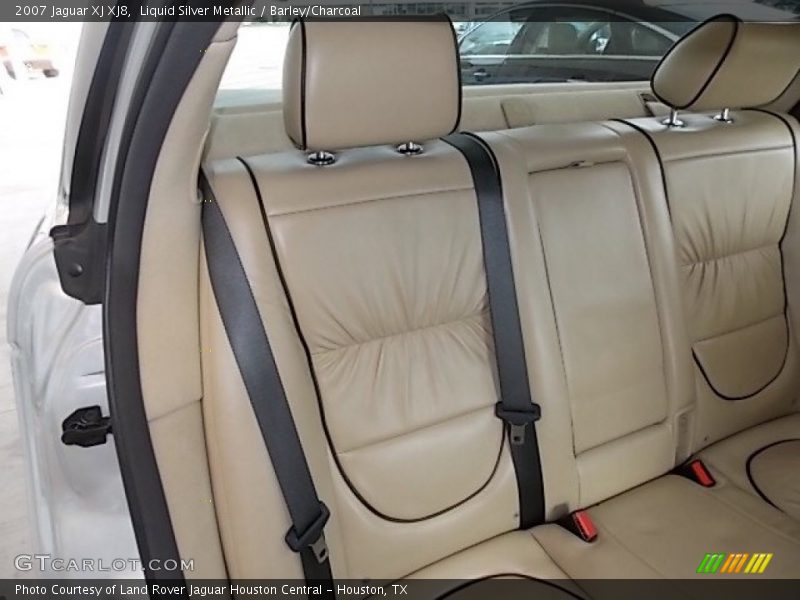 Liquid Silver Metallic / Barley/Charcoal 2007 Jaguar XJ XJ8