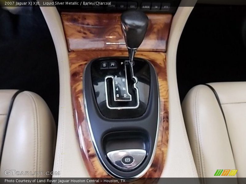Liquid Silver Metallic / Barley/Charcoal 2007 Jaguar XJ XJ8