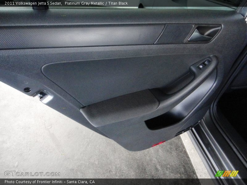 Platinum Gray Metallic / Titan Black 2011 Volkswagen Jetta S Sedan