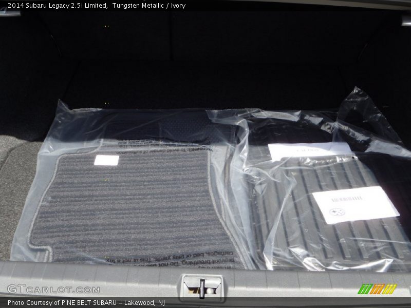 Tungsten Metallic / Ivory 2014 Subaru Legacy 2.5i Limited