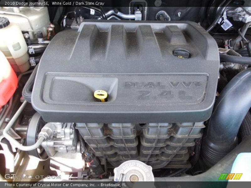 White Gold / Dark Slate Gray 2010 Dodge Journey SE