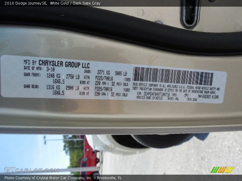 White Gold / Dark Slate Gray 2010 Dodge Journey SE