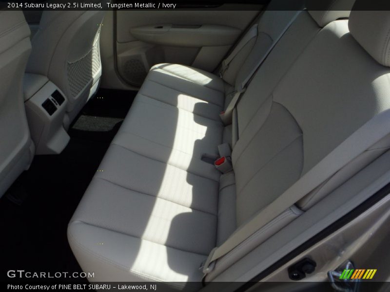 Tungsten Metallic / Ivory 2014 Subaru Legacy 2.5i Limited
