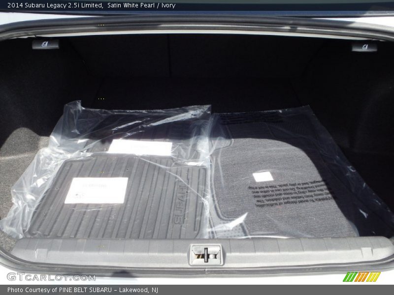 Satin White Pearl / Ivory 2014 Subaru Legacy 2.5i Limited
