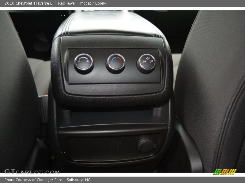 Red Jewel Tintcoat / Ebony 2010 Chevrolet Traverse LT