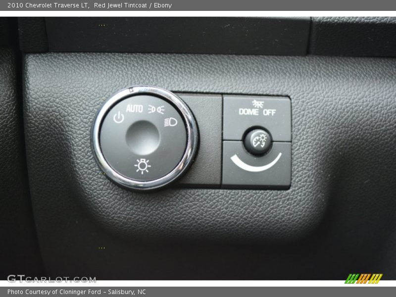 Red Jewel Tintcoat / Ebony 2010 Chevrolet Traverse LT