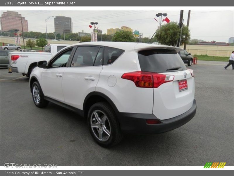 Super White / Ash 2013 Toyota RAV4 LE