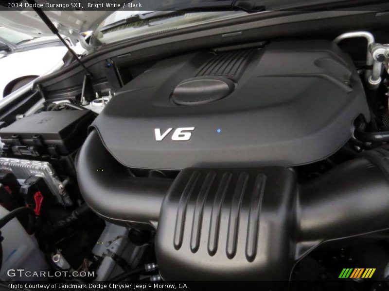 Bright White / Black 2014 Dodge Durango SXT