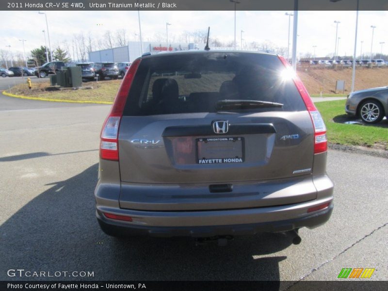 Urban Titanium Metallic / Black 2011 Honda CR-V SE 4WD