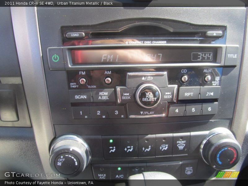 Urban Titanium Metallic / Black 2011 Honda CR-V SE 4WD