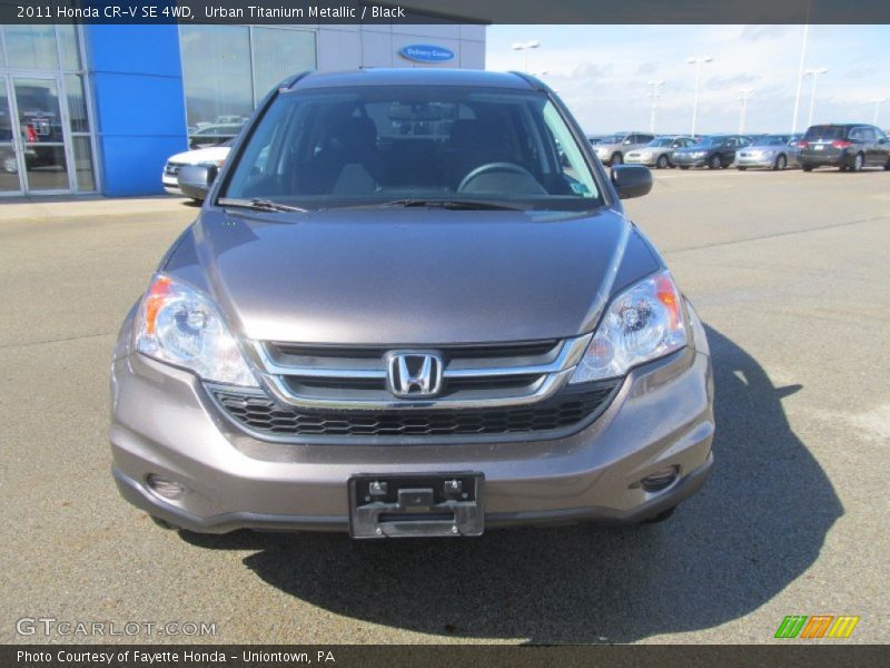 Urban Titanium Metallic / Black 2011 Honda CR-V SE 4WD