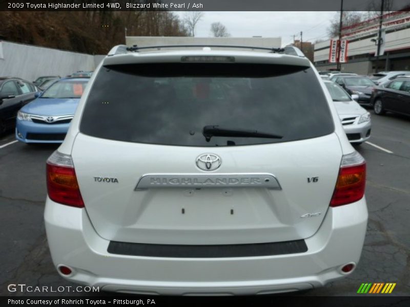 Blizzard White Pearl / Ash 2009 Toyota Highlander Limited 4WD