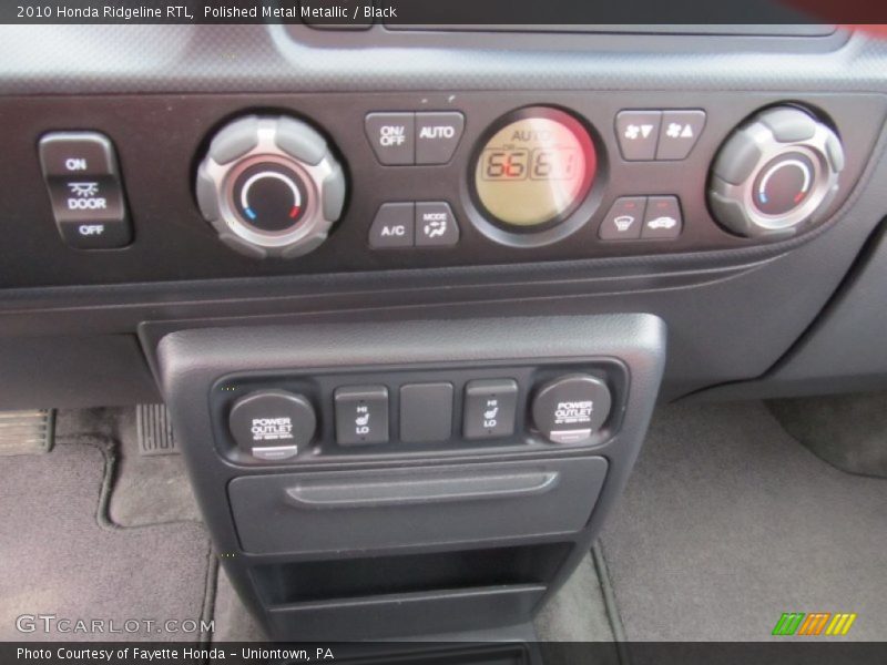 Polished Metal Metallic / Black 2010 Honda Ridgeline RTL