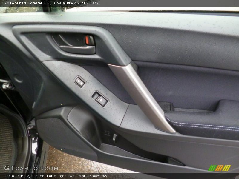 Crystal Black Silica / Black 2014 Subaru Forester 2.5i
