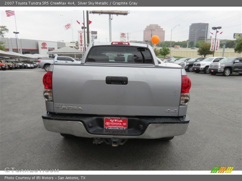 Silver Sky Metallic / Graphite Gray 2007 Toyota Tundra SR5 CrewMax 4x4