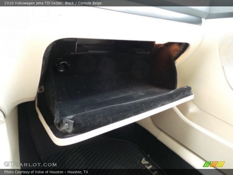 Black / Cornsilk Beige 2010 Volkswagen Jetta TDI Sedan