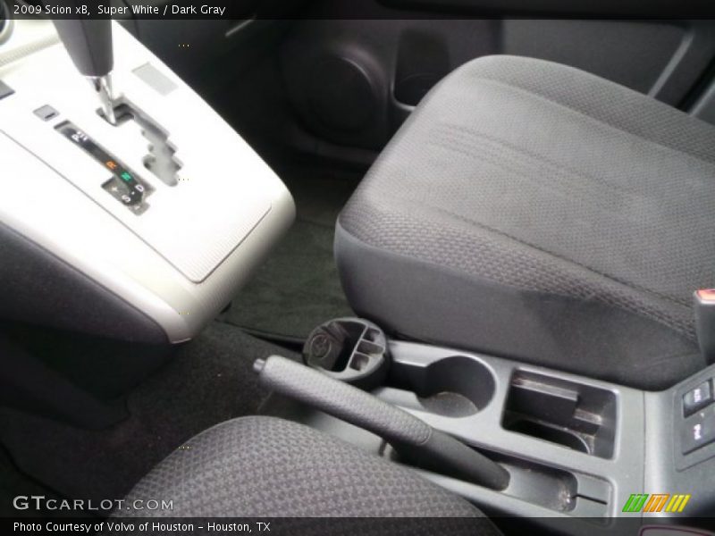 Super White / Dark Gray 2009 Scion xB