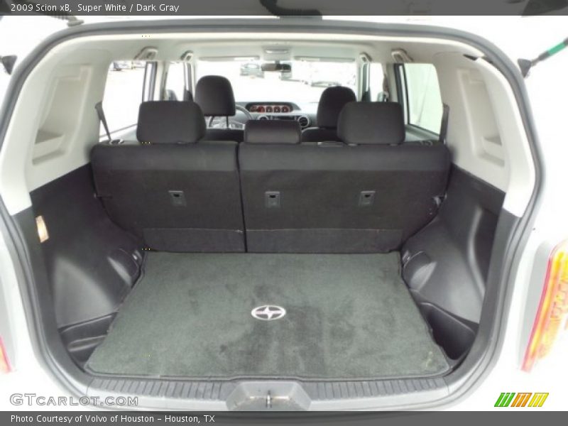 Super White / Dark Gray 2009 Scion xB