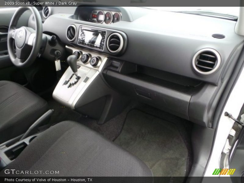 Super White / Dark Gray 2009 Scion xB