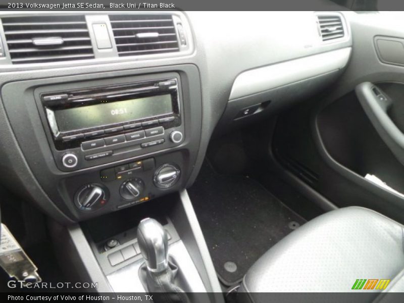 Black Uni / Titan Black 2013 Volkswagen Jetta SE Sedan