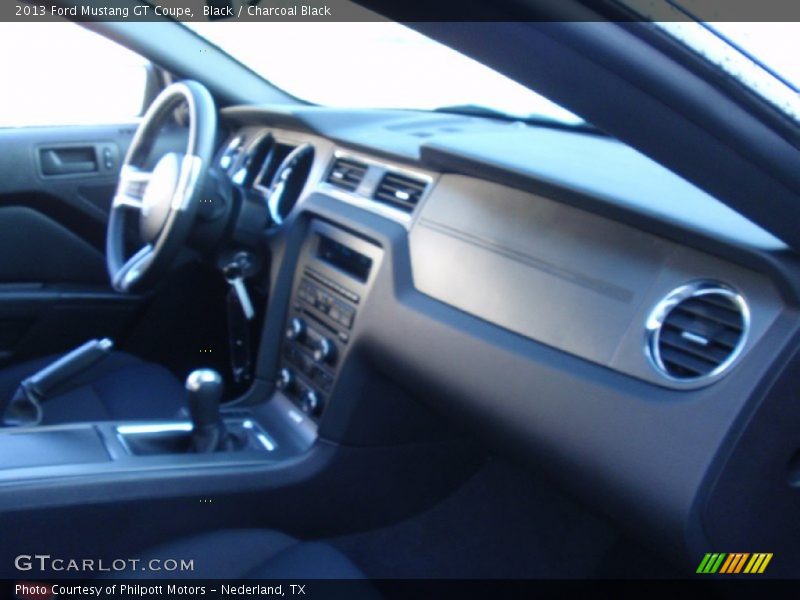 Black / Charcoal Black 2013 Ford Mustang GT Coupe