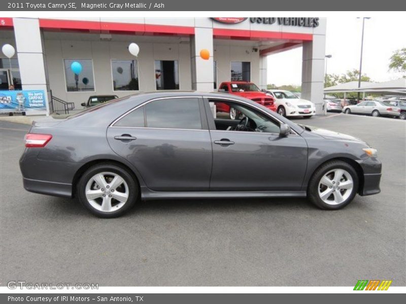 Magnetic Gray Metallic / Ash 2011 Toyota Camry SE