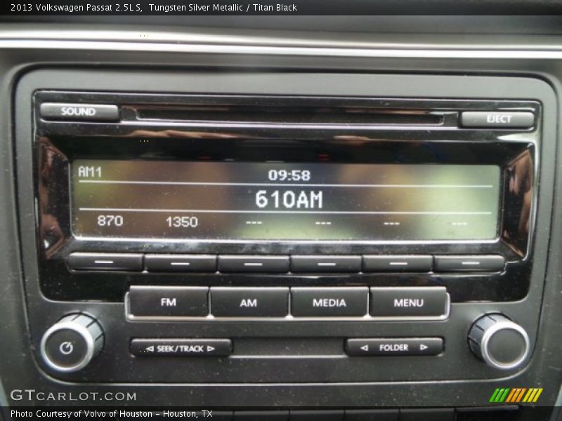 Tungsten Silver Metallic / Titan Black 2013 Volkswagen Passat 2.5L S