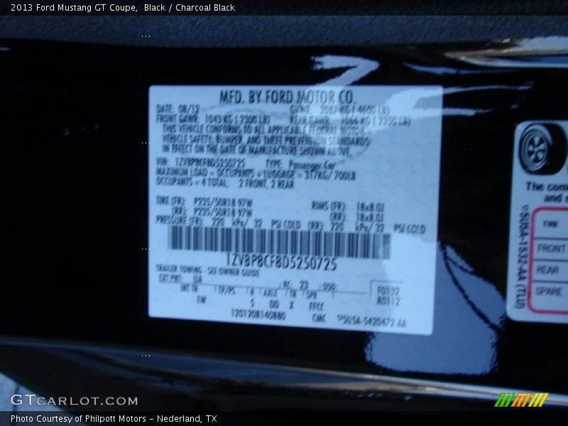 Black / Charcoal Black 2013 Ford Mustang GT Coupe