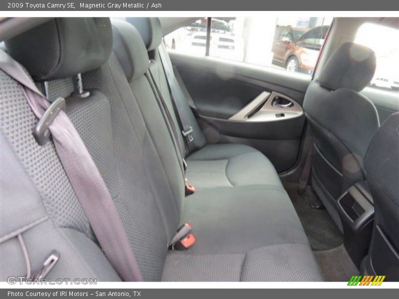 Magnetic Gray Metallic / Ash 2009 Toyota Camry SE