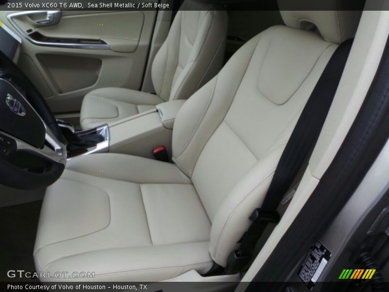 Sea Shell Metallic / Soft Beige 2015 Volvo XC60 T6 AWD