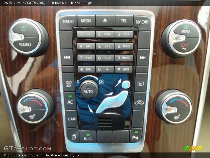 Controls of 2015 XC60 T6 AWD