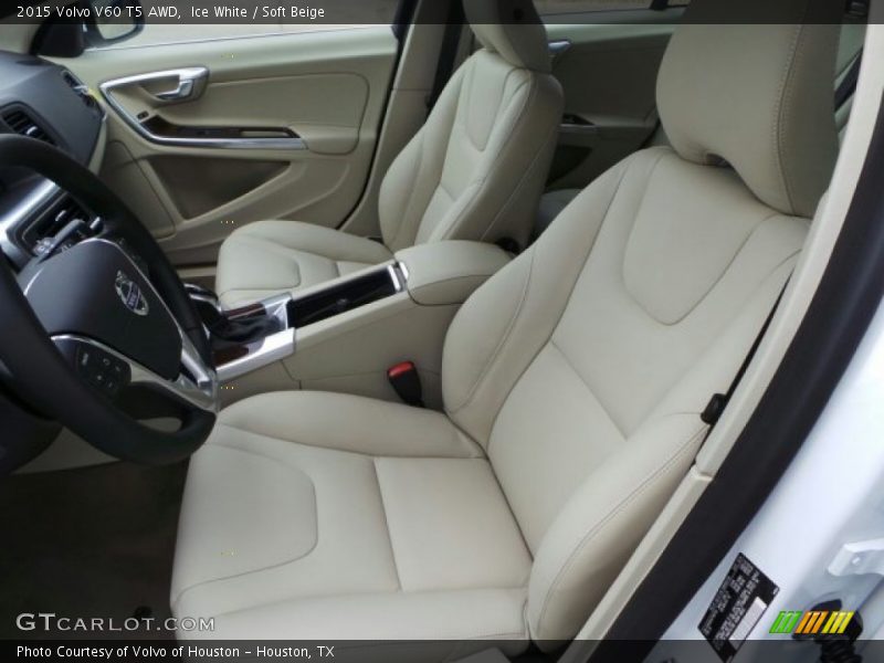 Front Seat of 2015 V60 T5 AWD