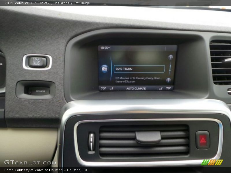 Ice White / Soft Beige 2015 Volvo V60 T5 Drive-E