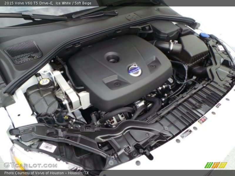Ice White / Soft Beige 2015 Volvo V60 T5 Drive-E