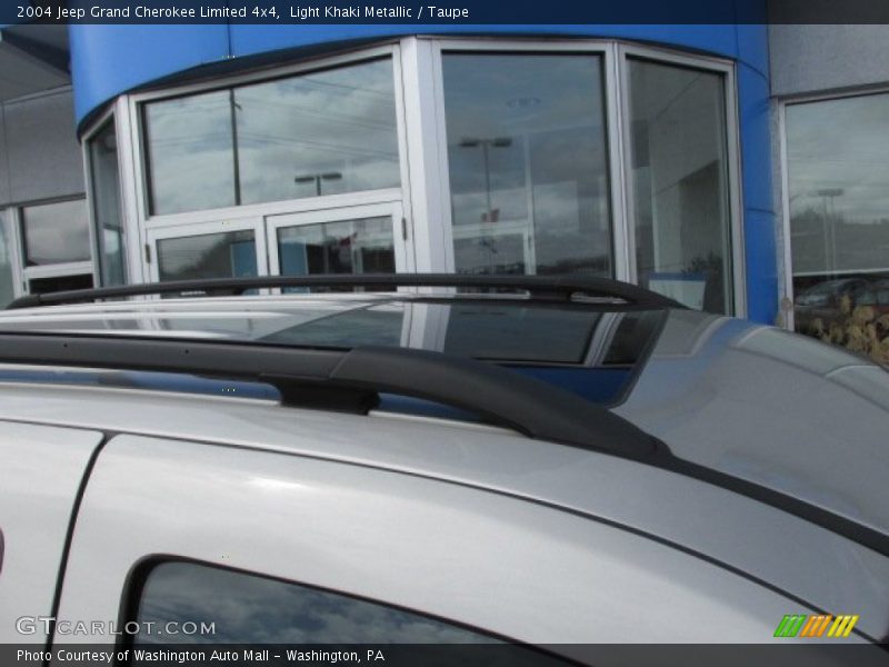 Light Khaki Metallic / Taupe 2004 Jeep Grand Cherokee Limited 4x4