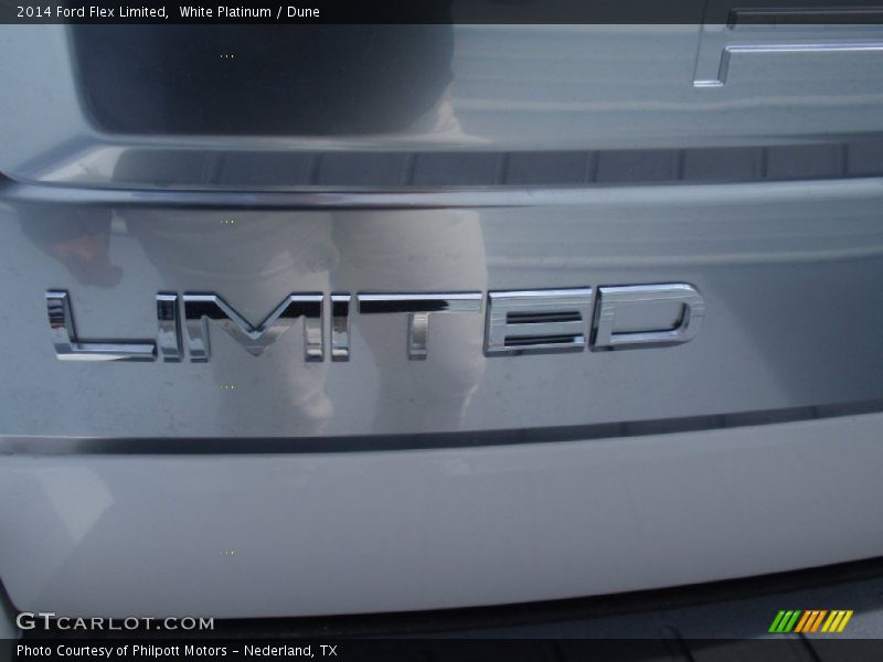 White Platinum / Dune 2014 Ford Flex Limited
