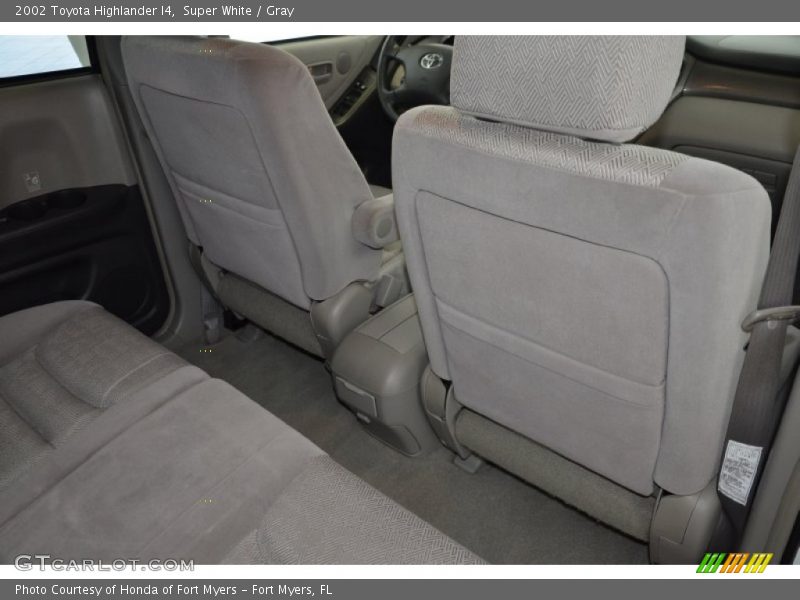 Super White / Gray 2002 Toyota Highlander I4
