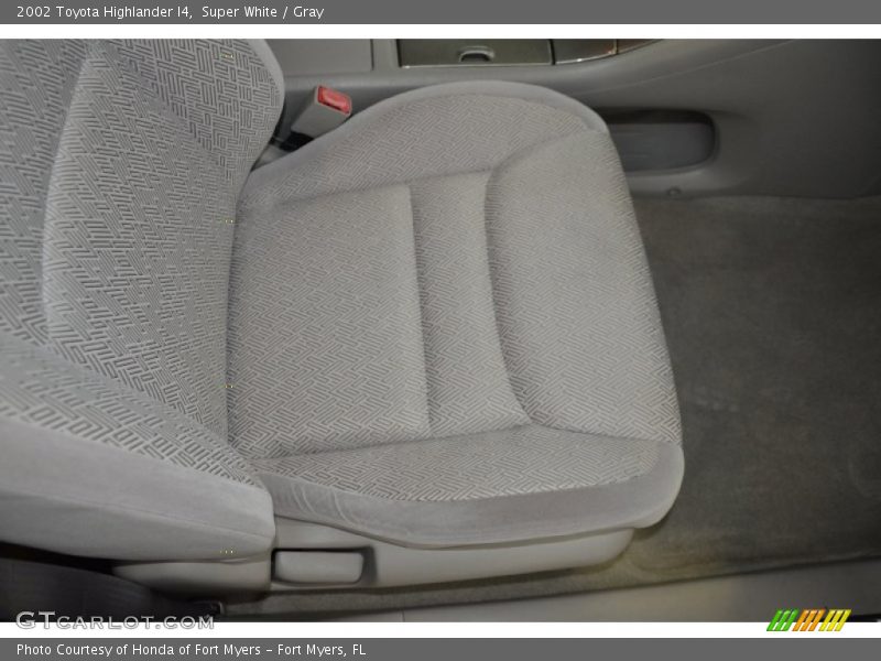 Super White / Gray 2002 Toyota Highlander I4