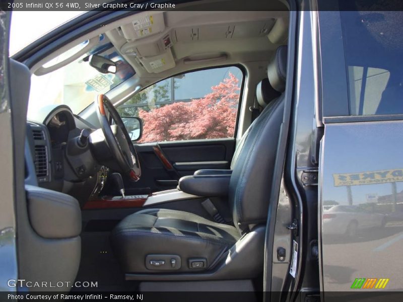 Silver Graphite Gray / Graphite 2005 Infiniti QX 56 4WD