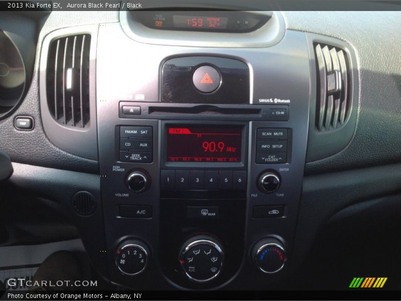 Aurora Black Pearl / Black 2013 Kia Forte EX