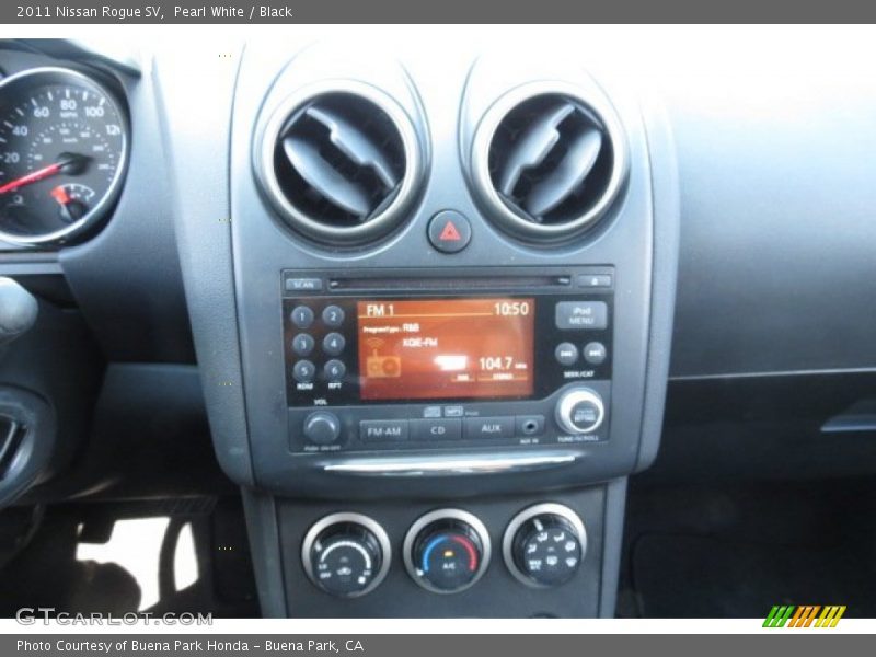 Pearl White / Black 2011 Nissan Rogue SV