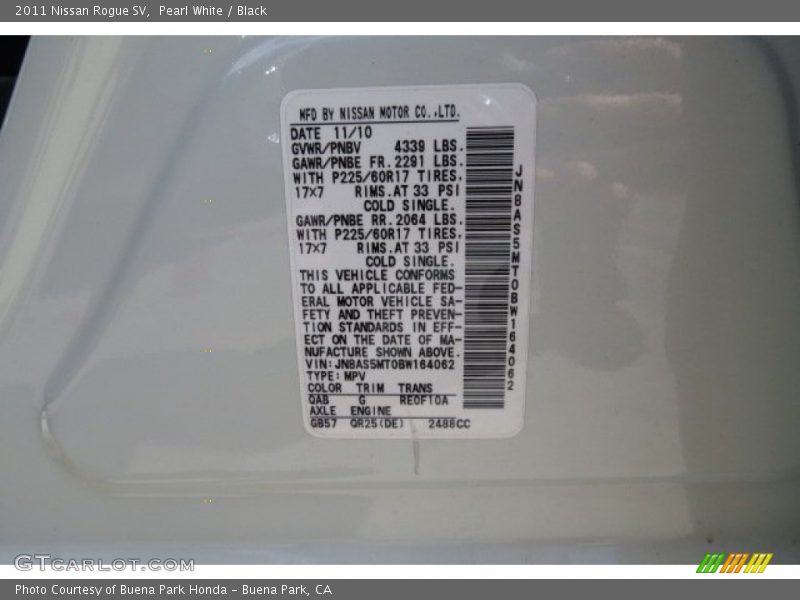 Pearl White / Black 2011 Nissan Rogue SV