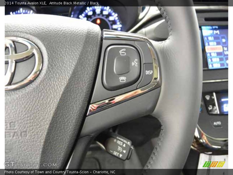 Attitude Black Metallic / Black 2014 Toyota Avalon XLE