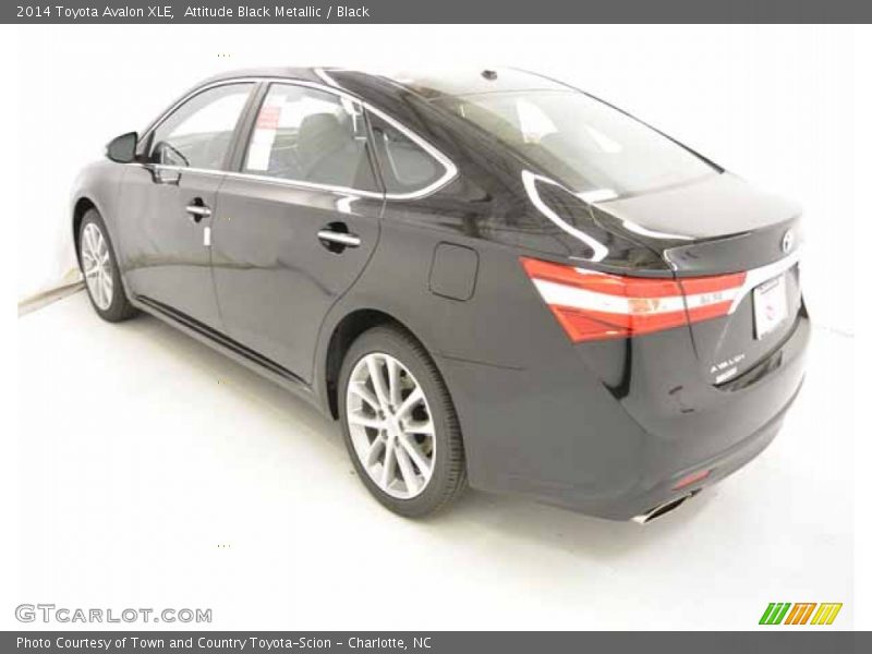 Attitude Black Metallic / Black 2014 Toyota Avalon XLE