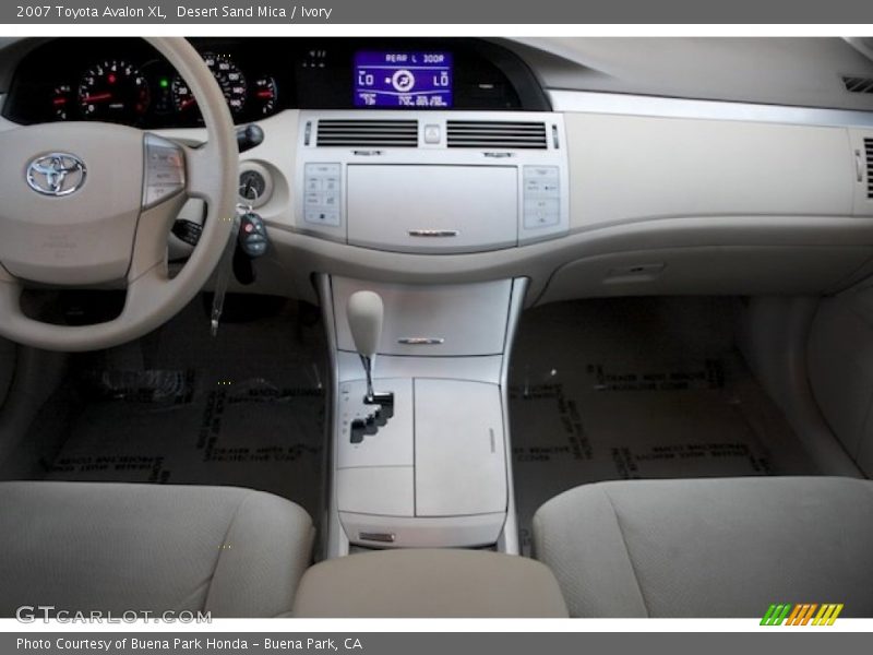 Desert Sand Mica / Ivory 2007 Toyota Avalon XL