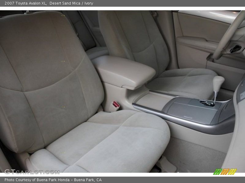 Desert Sand Mica / Ivory 2007 Toyota Avalon XL