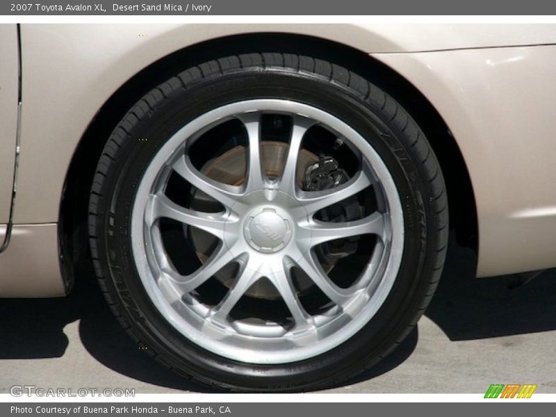 Desert Sand Mica / Ivory 2007 Toyota Avalon XL