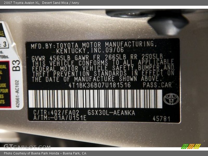 Desert Sand Mica / Ivory 2007 Toyota Avalon XL